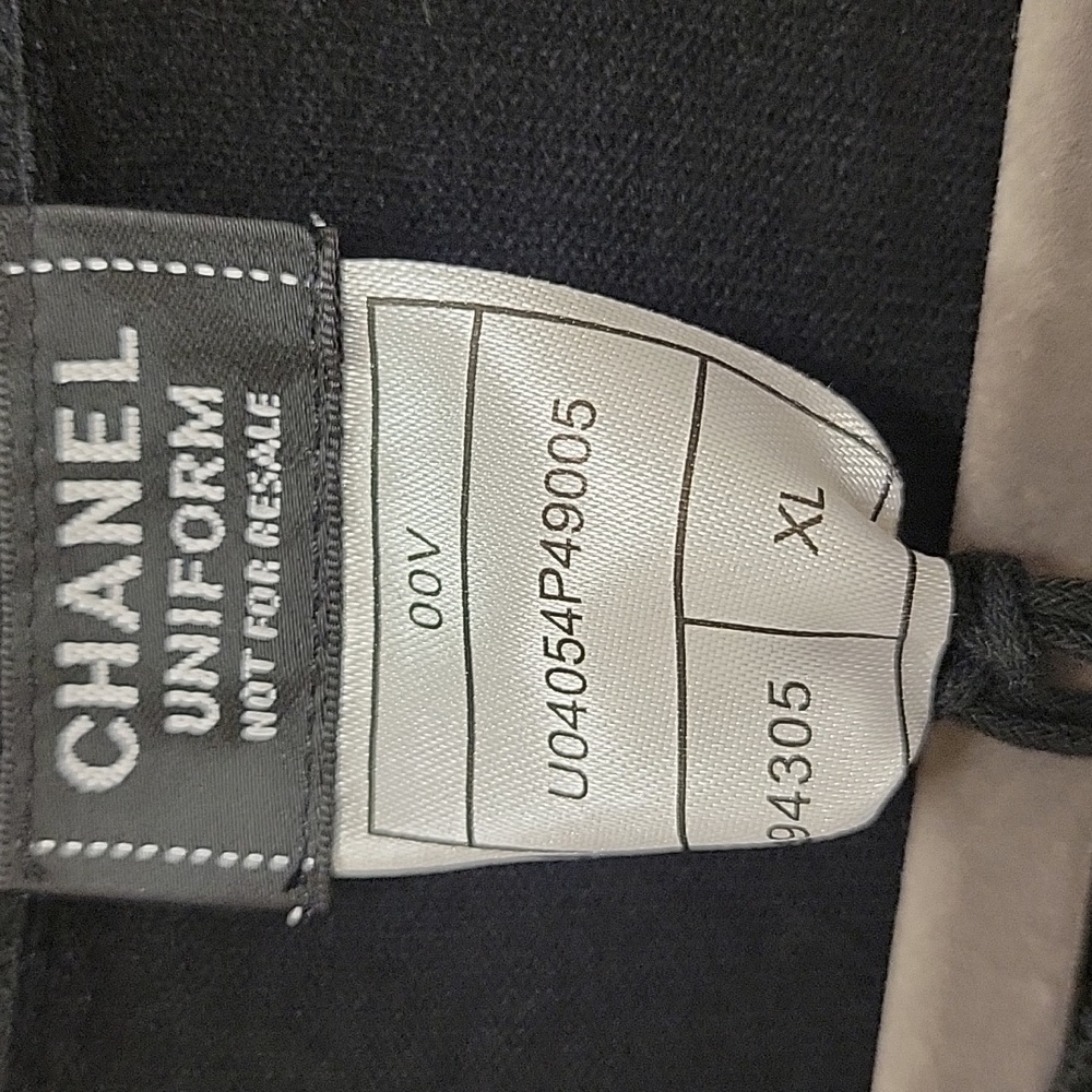 Chanel Uniform Sweater XL - Picture 4 of 7